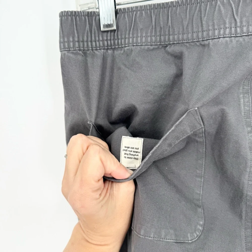Vuori All Ways Elastic Waist Pant Grey Size M‎ Outdoor Athleisure Sporty Dressy